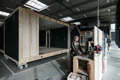 Dit bedrijf zet huizen als een Ikea-kast in elkaar: ‘Alles is volledig geschroefd’