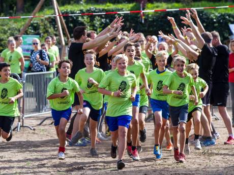 Graaf Obstacle Run in Lochem is terug, met dit jaar een extra lange route