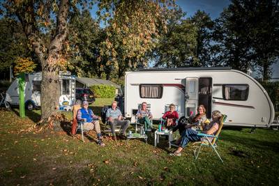 Het lijkt wel lente! Maar de campings profiteren niet van het mooie weer