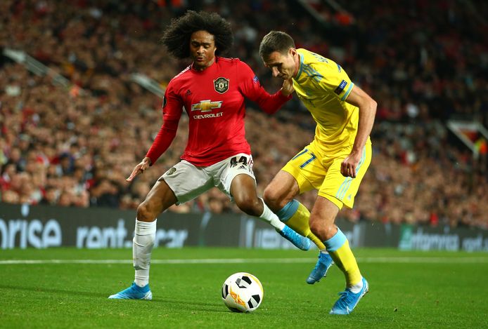 Tahith Chong in actie namens Manchester United tegen Astana.