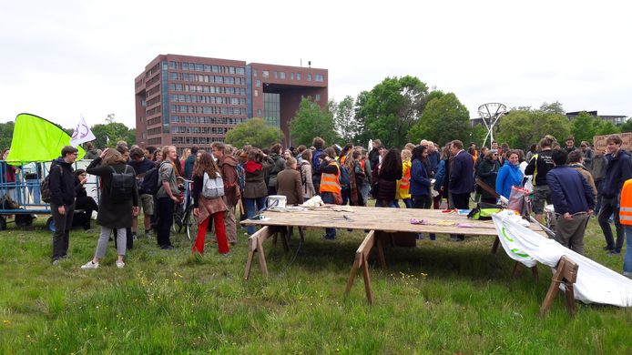 Klimaatmars Wageningen verloopt vreedzaam.