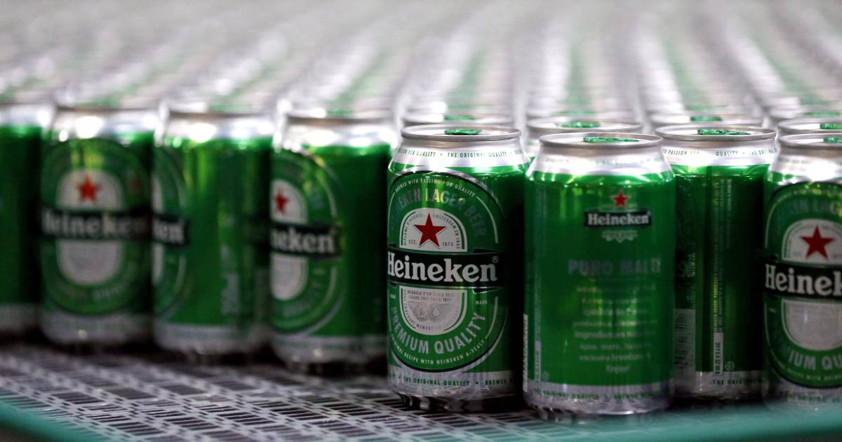 Inspectie stomverbaasd: vier dagen voor nieuwe wet ligt loods Heineken vol met oude blikjes