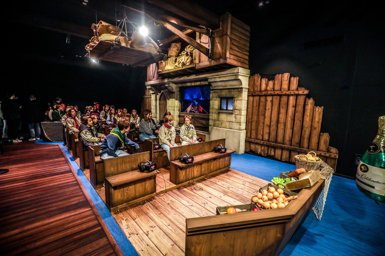 Met VR-ervaring in Historium reis je door het middeleeuwse Brugge ...