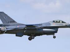 Luchtmacht scheert laag met F-16's over dierentuin Wildlands, burgemeester Emmen woedend