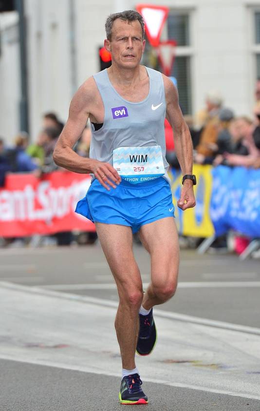 Wim Nieuwenhuijse tijdens een wedstrijd.