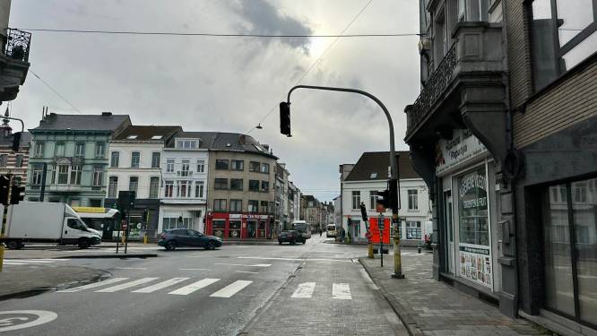 Defecte verkeerslichten op druk kruispunt in Rabot sturen verkeer in de war