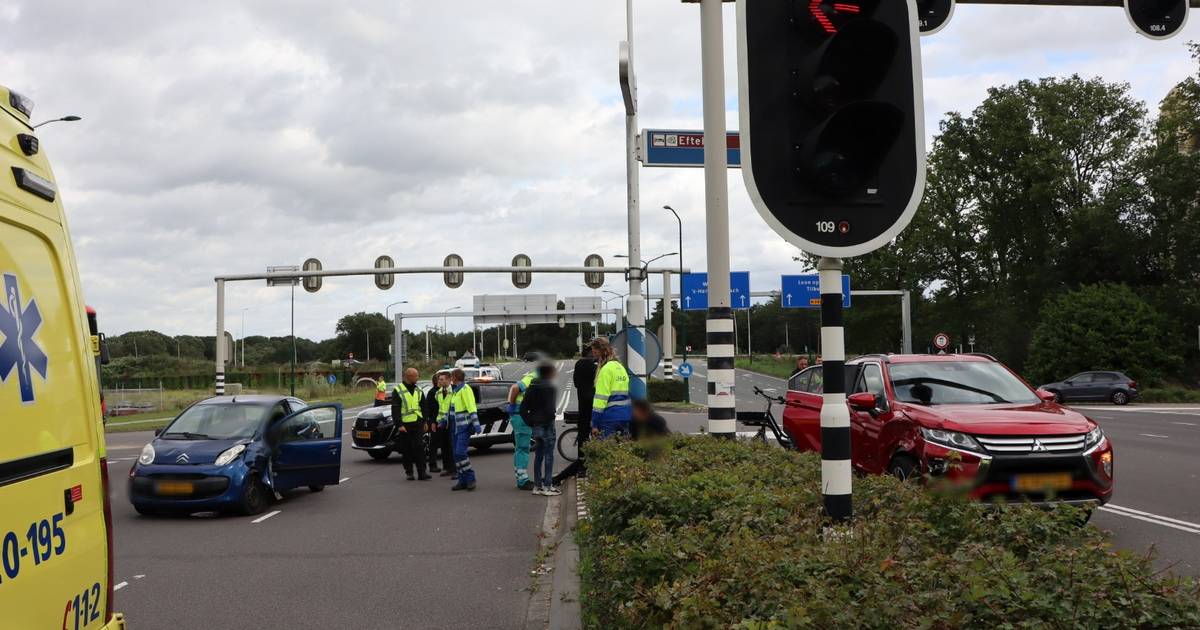 Kind raakt gewond bij ongeluk in Kaatsheuvel, EHBO Efteling springt bij.