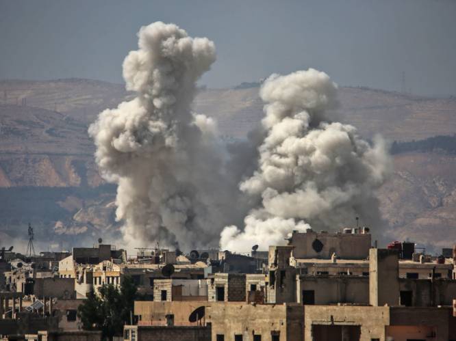 Meer dan tien doden bij dubbele bomaanslag op politiecommissariaat in Damascus