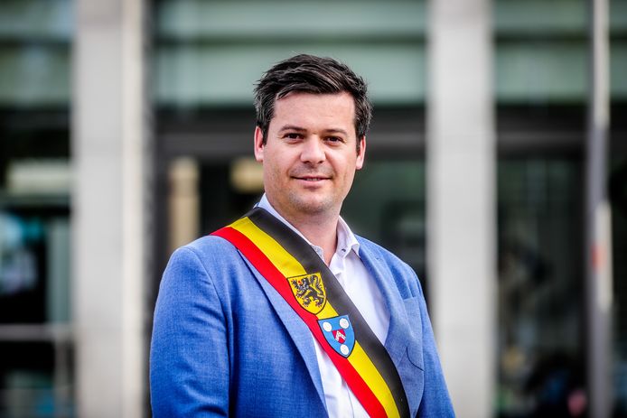 Burgemeester Lieven Cobbaert (Liberaal 2018) belooft dat zijn coalitie de belastingen niet zal verhogen om de stijgingen van diverse kostenposten op te vangen.