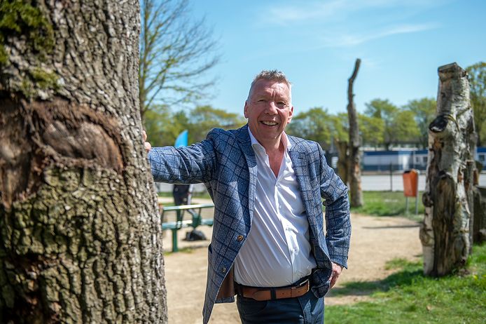 ‘Ik ben een mensenmens en ik wil mensen met elkaar verbinden, zonder onderscheid van afkomst, sociale status of religie.’