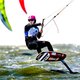 Kitesurfster Annelous Lammerts is Nederlands hoop op olympisch goud: ‘Ik krijg een shortcut naar de top’