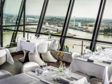 Waanzinnig uitzicht op onze wereldstad tijdens diner in Euromast, maar verwachtingen worden niet waargemaakt