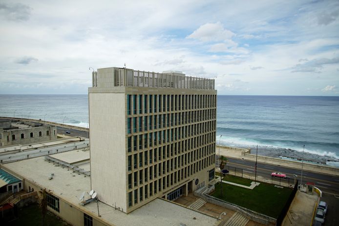 A view of the U.S. Embassy in Havana, Cuba, October 5, 2017. REUTERS/Alexandre Meneghini