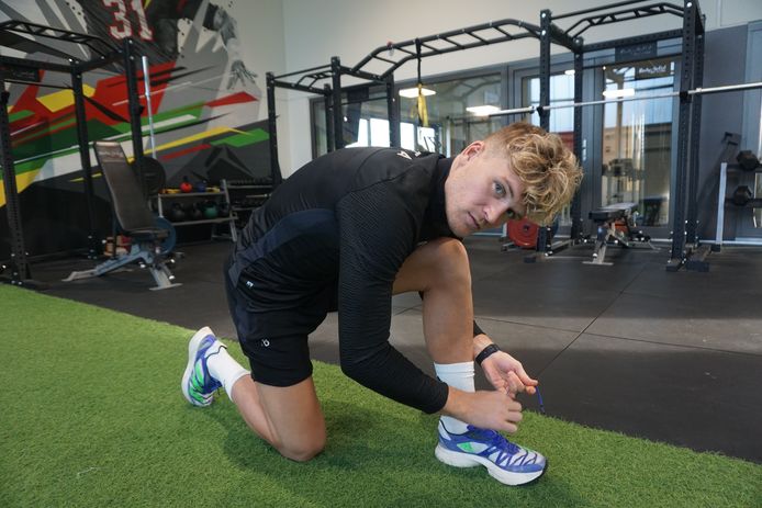 Cameron McGeehan van KV Oostende werkt hard aan zijn comeback in het oefencomplex in sportpark de Schorre.