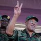 Bouterse verschijnt in het uniform van legerleider voor de krijgsraad