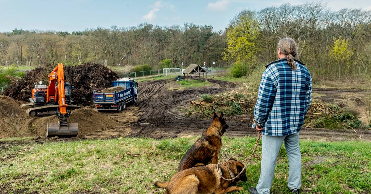 Mountainbiken op vuilstort afzien op de ‘Col du Kragge’ met stijgingspercentages tot 20 procent