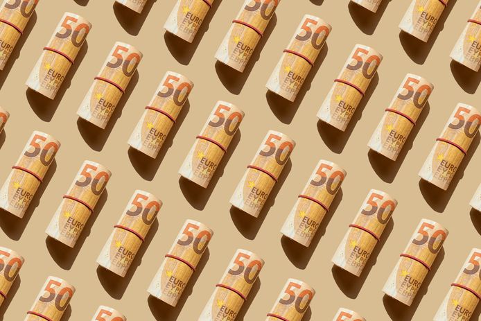 Veel mensen hebben door corona meer gespaard, maar dat effect wordt wel kleiner.