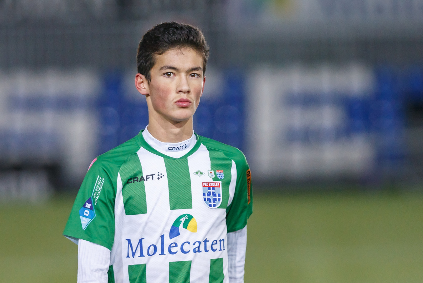 Elijah Just (17) blijft twee weken langer op proef bij PEC Zwolle.