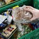 Voor het eerst kloppen meer dan 150.000 mensen aan bij Voedselbanken