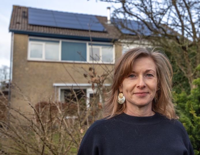 Joke Kok uit Dalfsen: ,,Ik hou niet van geld lenen. Daar krijg ik jeuk van. Dus ik spaar, en als ik genoeg geld heb, ga ik verder met verduurzamen.’’