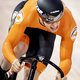 Sprintkanon Lavreysen is onklopbaar en voltooit hattrick in Berlijn