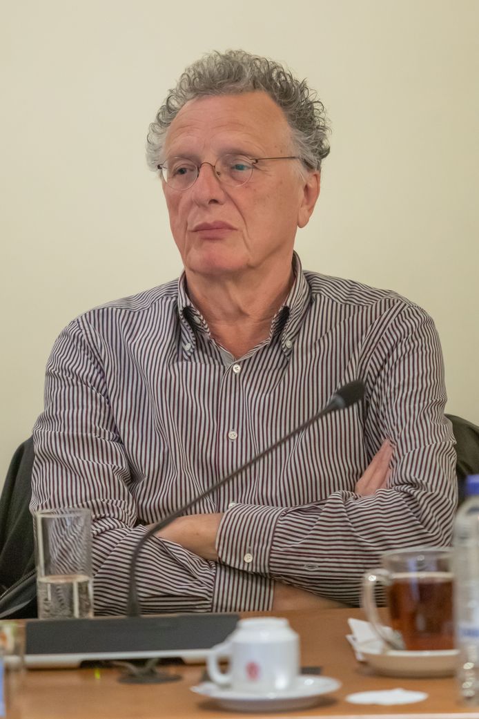Peter van den Ouden neemt afscheid van GroenLinks. Hij begon in 1990 in de Bergse raad.