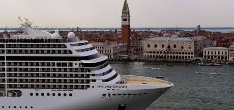 Grote cruiseschepen verbannen uit beschermde binnenstad Venetië