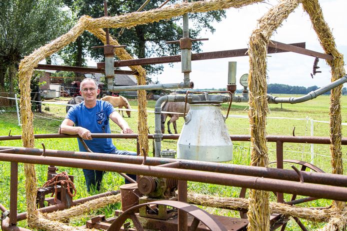 Gerard Westenenk zet volgende week een antieke melkmachine in zijn weiland om het stöppelhaene-gevoel een beetje over te brengen.