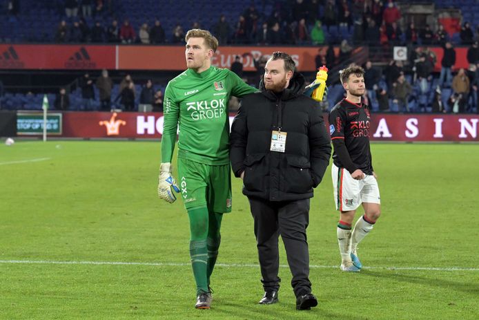 Mattijs Branderhorst loopt ondanks een formidabel optreden toch teleurgesteld van het veld.