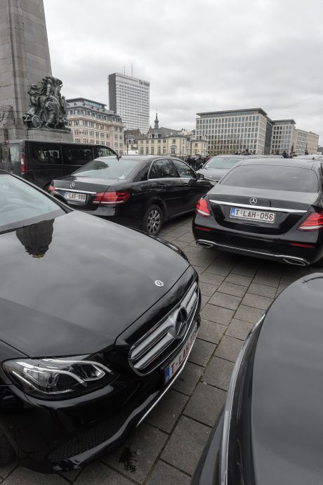 Des chauffeurs manifestent devant le siège d'Uber à Bruxelles: évitez le quartier