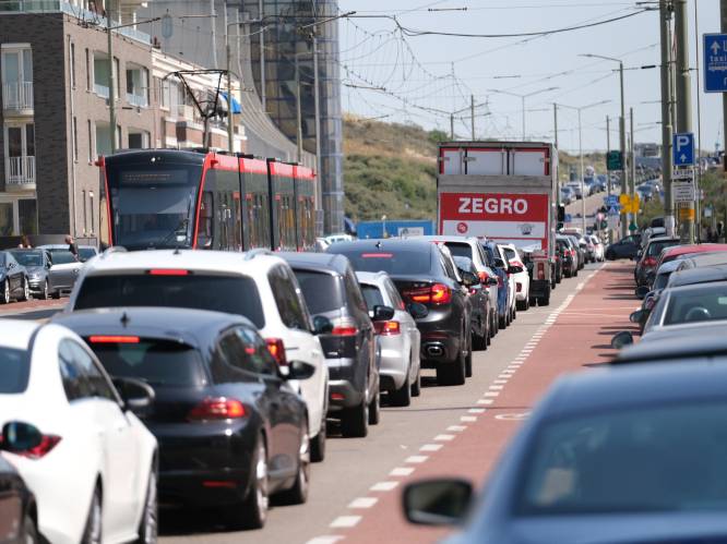 Torenhoge parkeertarieven in Scheveningen gaan langer door: 50 euro, ongeacht hoelang je er staat