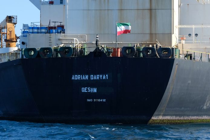 De bemanning van de Iraanse olietanker Adrian Darya 1 - vroeger Grace 1 - lijkt de transponder van het schip te hebben uitgezet. Het vaartuig, dat de inzet is van een conflict tussen Iran en de Verenigde Staten, zond gisteren voor het laatst zijn positie uit.