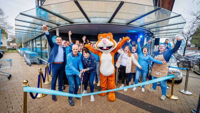 Na verbouwing van zo'n twee weken kunnen inwoners Doorn weer naar hun geliefde Albert Heijn