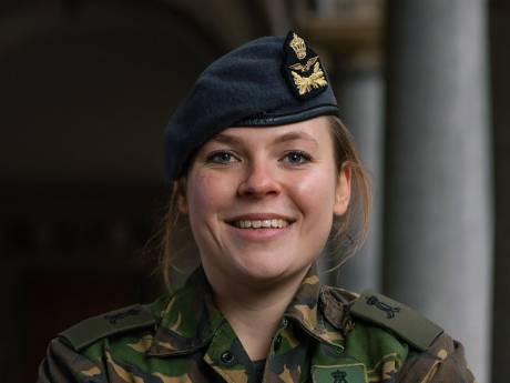 Van beleidsmedewerker naar cadet bij de luchtmacht: ‘Zou graag een helikopter willen vliegen’