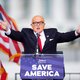 Geen gratie voor Trump-getrouwen Giuliani en Bannon