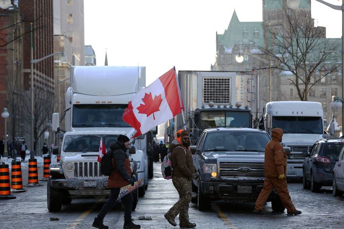 The truckers' protest initially started as a protest against the mandatory vaccination of truck drivers who want to cross the border into the United States.