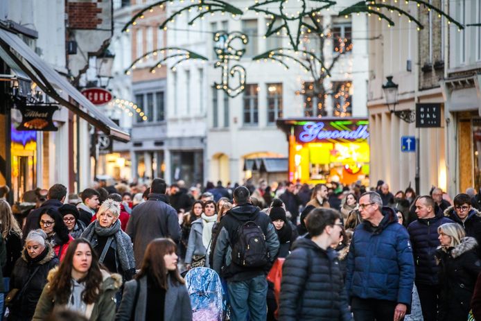 Gezellige drukte in Brugge.