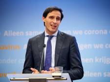 Hoekstra: redden KLM gaat voor politieke wensenlijstjes