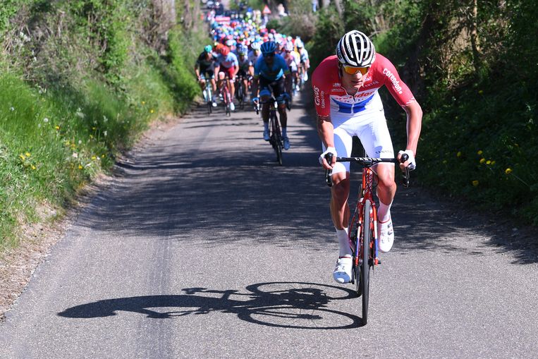 Mathieu van der Poel fietst in april van dit jaar iedereen eraf tijdens de Amstel Gold Race.  Beeld Belga
