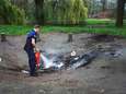 Handhaving spreekt kinderen aan die vuurtje stoken in het Sterrenburgpark 