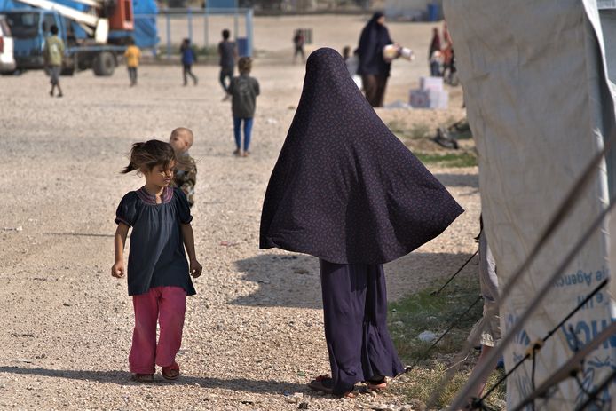 Europese vrouwen en hun kinderen in het Syrische detentiekamp Al Hol.