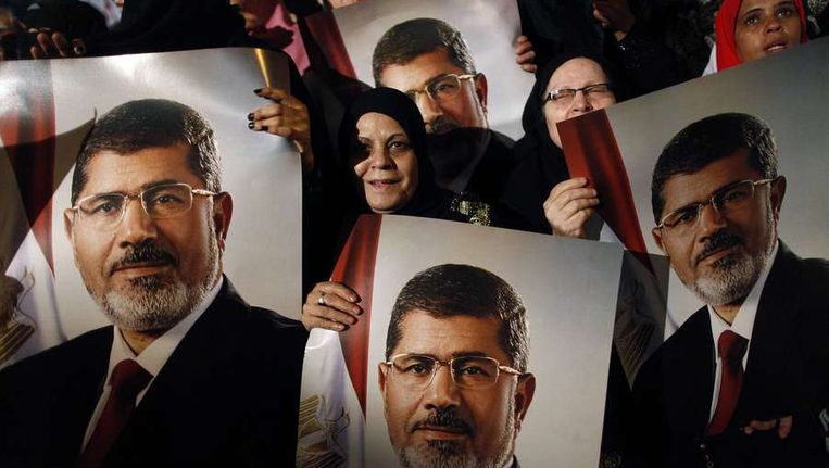 Voorstanders van de verdreven Egyptische president Morsi laten nog steeds van zich horen in Caïro. Beeld afp
