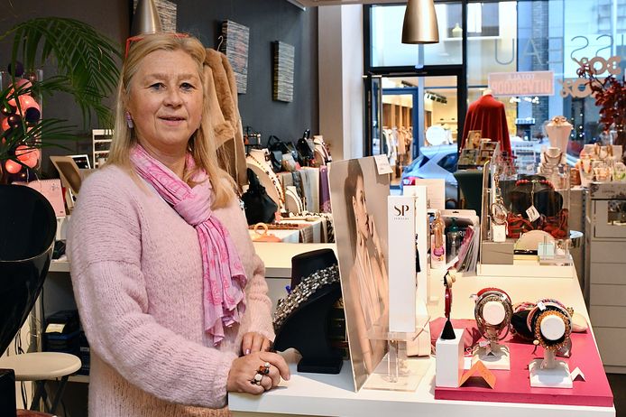Natacha Rousseau neemt afscheid van familiezaak Rouseau.