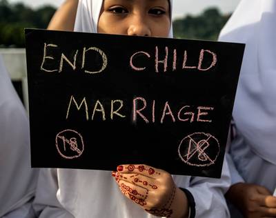 L’ONU dénonce les mariages forcés de mineures après la mort en couches d’une jeune fille de 14 ans