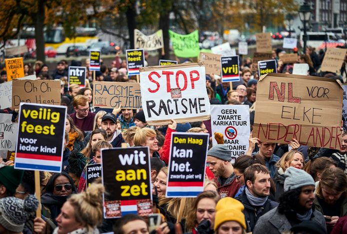 Protest van Kick Out Zwarte Piet op de Koekamp in Den Haag in november 2019.