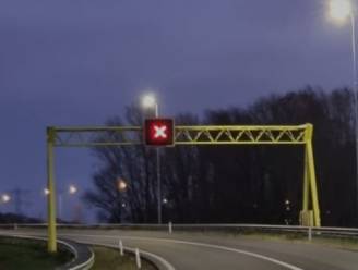 Tientallen bekeuringen: rode kruizen massaal genegeerd bij ongevallen op A2 en A59 bij Den Bosch