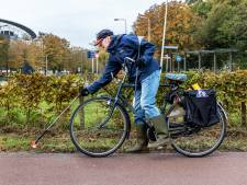 Jan Jaap (74) maakt dagelijks rondje om zwerfafval op te ruimen: ‘Sommigen steken hun duim op’