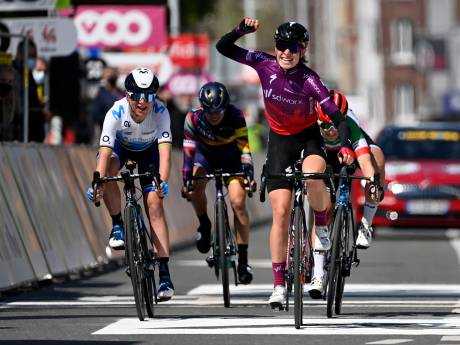 Supertalent Vollering klopt Van Vleuten en boekt in Luik grootste zege uit carrière