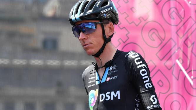 Franse klassementshoop Romain Bardet stapt door ziekte uit Ronde van Italië