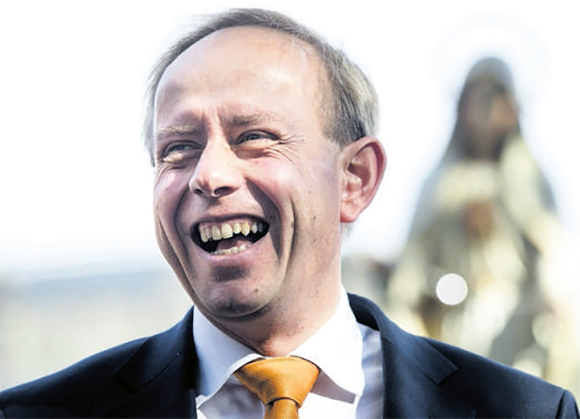 Van der Staaij (SGP) trots op plek in 'gekste politici' Foto AD.nl